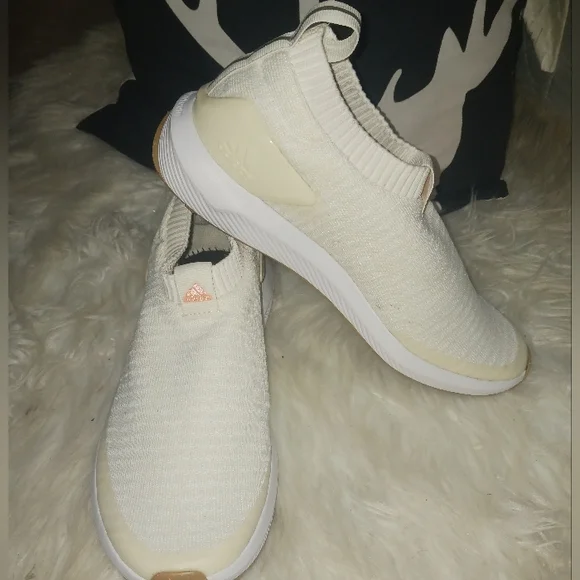 Adidas Girl white breathable sneakers - Picture 3 of 12